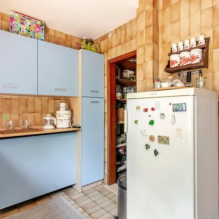 100 M2 In The Diplomatic Area Of Belgrade, Serbia Belgrado